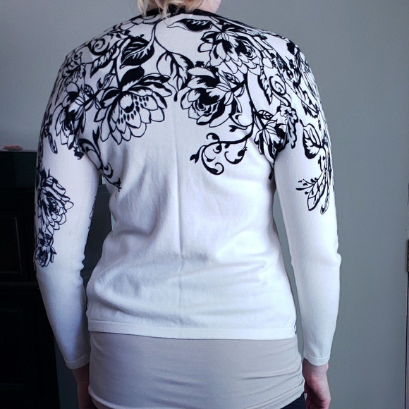 Rare JM Collection Button Up Cardigan - Picture 3 of 4